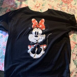 Disney Black and Red Minnie Mouse Juniors Short Sleeve Tee Dize X-Larfe